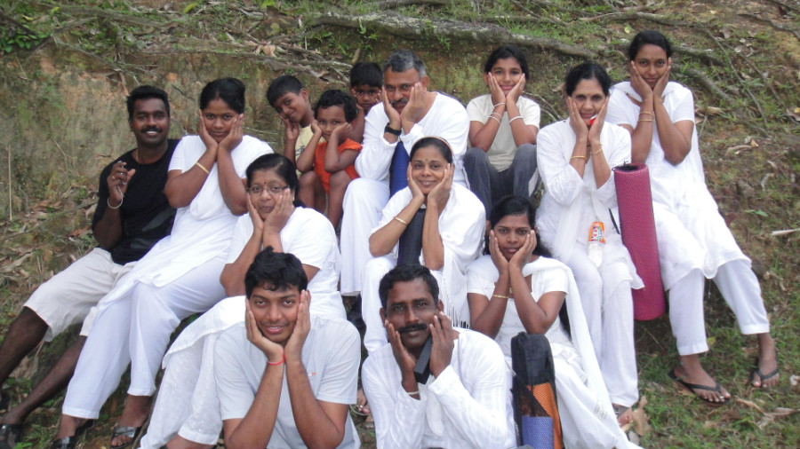 21 Divine Souls Pose for Snapshot
